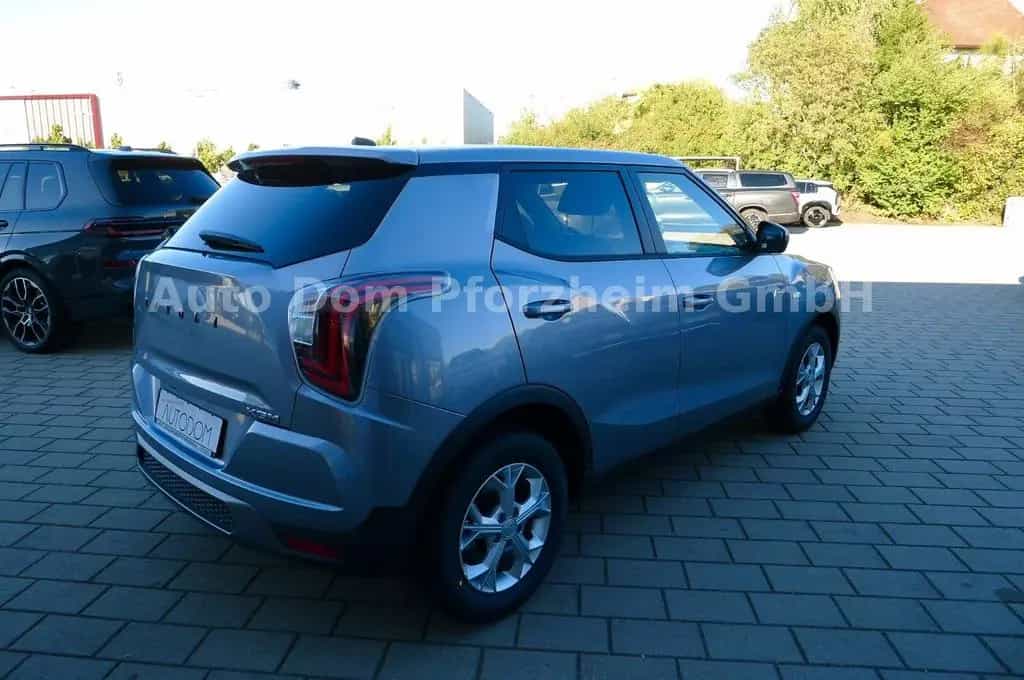 KGM Tivoli 1,5T NOMAD /FWD/AT/KAMERA null-photo-3