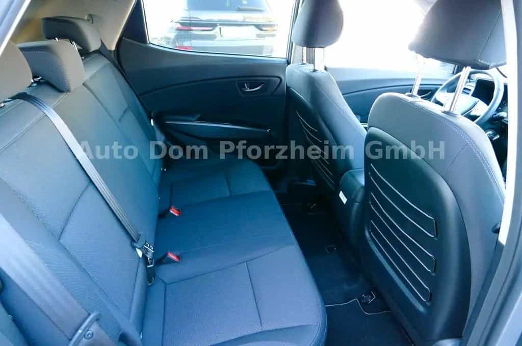 KGM Tivoli 1,5T NOMAD /FWD/AT/KAMERA null-photo-7