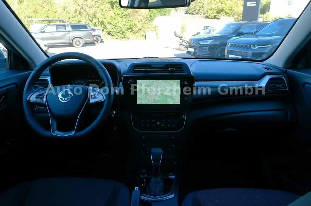 KGM Tivoli 1,5T NOMAD /FWD/AT/KAMERA null-photo-8