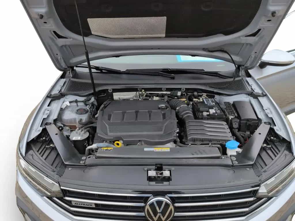 Volkswagen Passat Alltrack 2.0 TDI DSG KAMERA+AHK 07/2022-photo-21