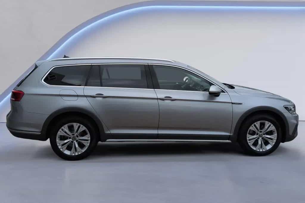 Volkswagen Passat Alltrack 2.0 TDI DSG KAMERA+AHK 07/2022-photo-6