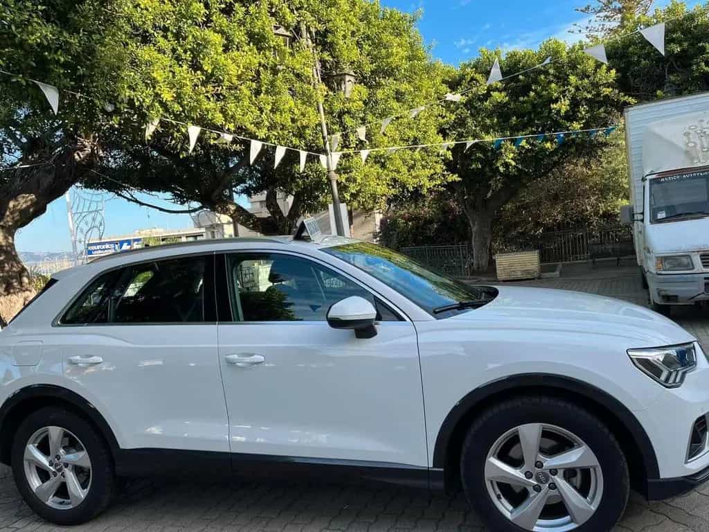 Audi Q3 35 TDI S tronic Business Advanced 08/2019-photo-3