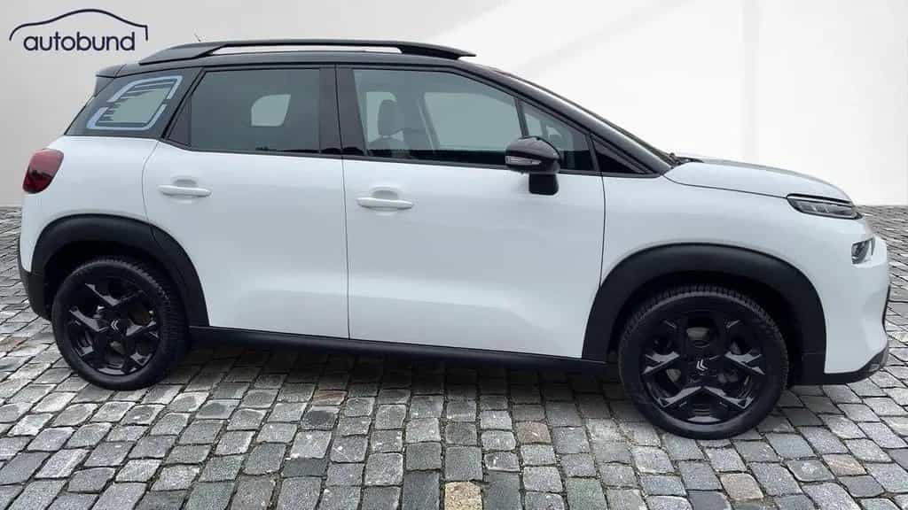 Citroën C3 III Aircross 1,2 PureTech Shine Pack Alu Ka L 03/2024-photo-3