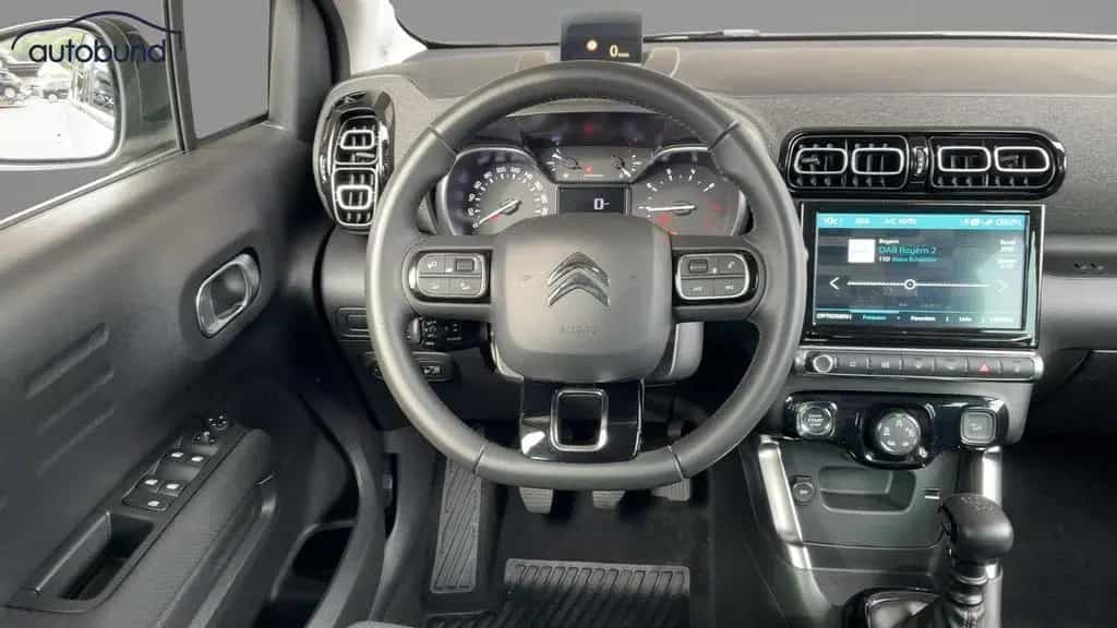 Citroën C3 III Aircross 1,2 PureTech Shine Pack Alu Ka L 03/2024-photo-9