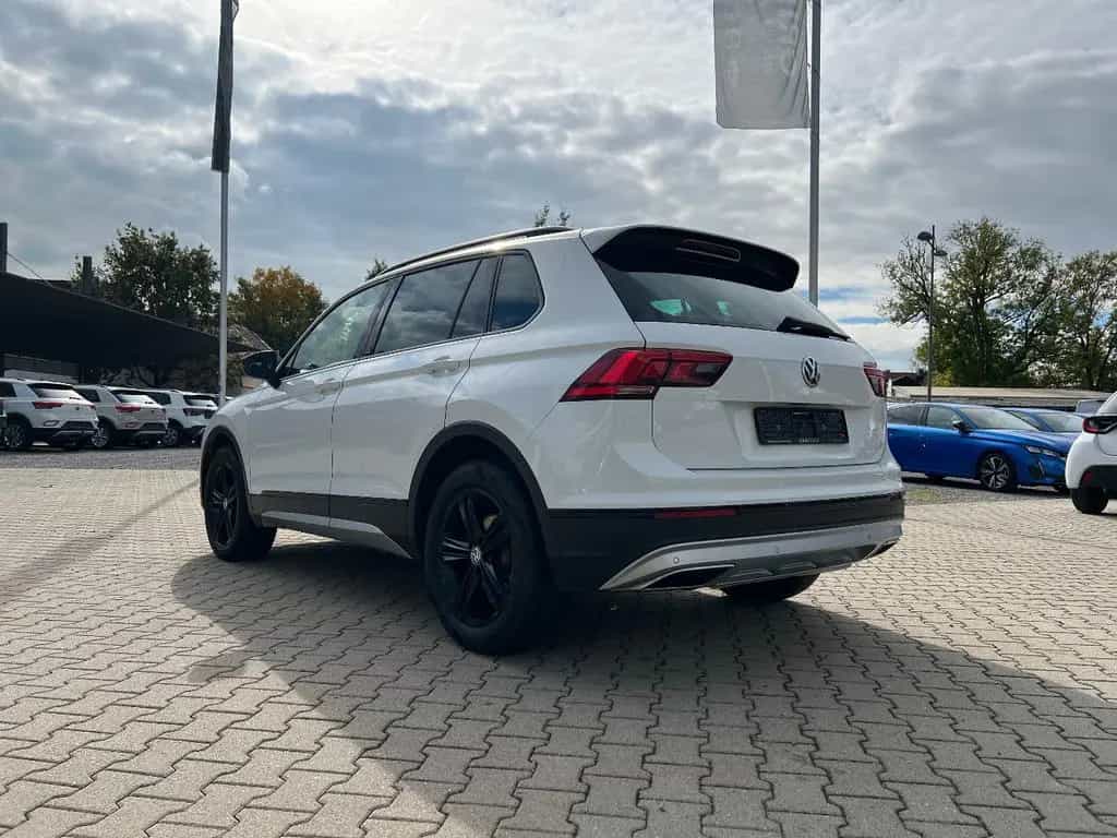 Volkswagen Tiguan 2.0 TDI OFFROAD 4Motion *LED Navi AHK SHZ 07/2020-photo-1