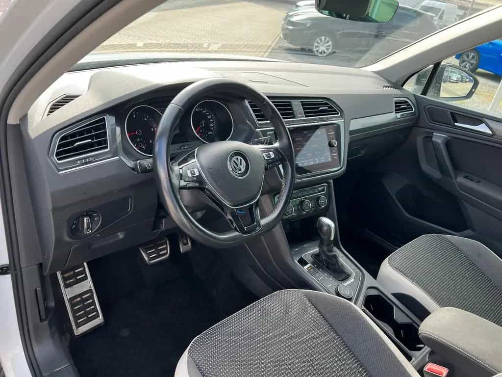 Volkswagen Tiguan 2.0 TDI OFFROAD 4Motion *LED Navi AHK SHZ 07/2020-photo-8