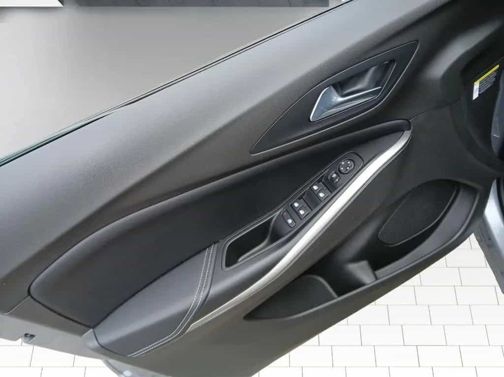 Opel Grandland Ultimate Kamera Sitzbelüftung Leder 11/2022-photo-10
