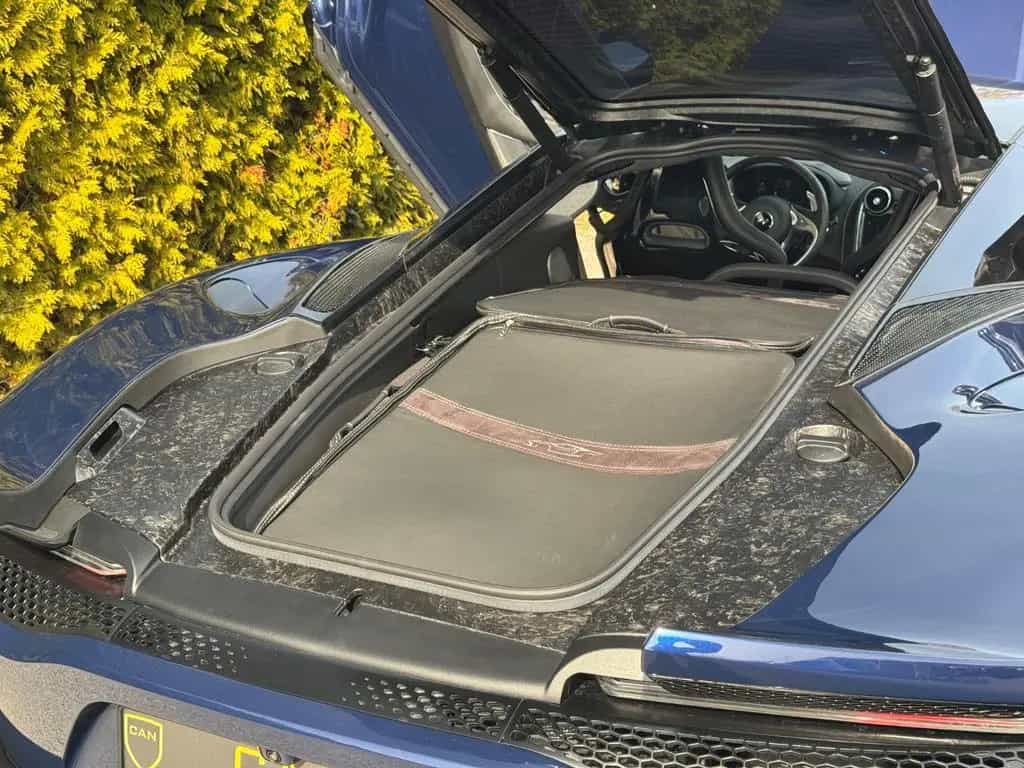 McLaren GT Premium*Practicality*SportExhaust*B&W*Lift 06/2025-photo-28