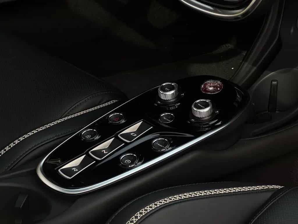 McLaren GT Premium*Practicality*SportExhaust*B&W*Lift 06/2025-photo-35