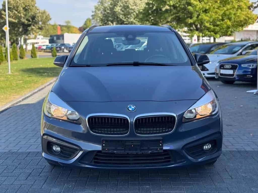 BMW 218 Baureihe 2 Active Tourer 218 i Advantage 06/2017-photo-1