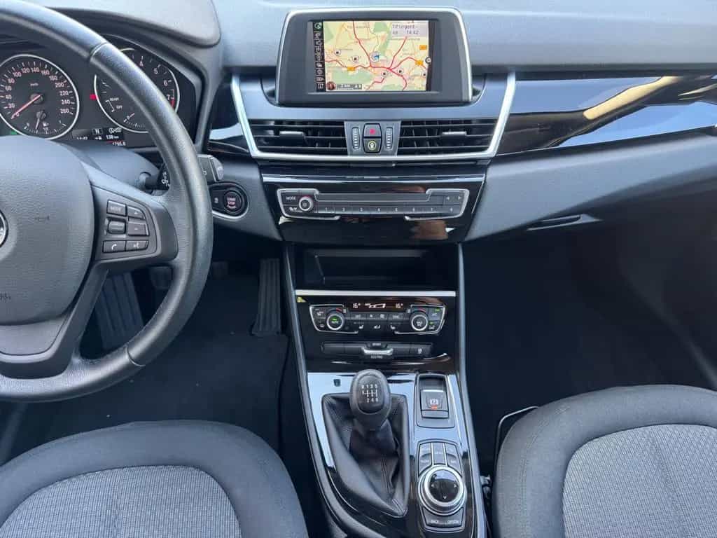 BMW 218 Baureihe 2 Active Tourer 218 i Advantage 06/2017-photo-20