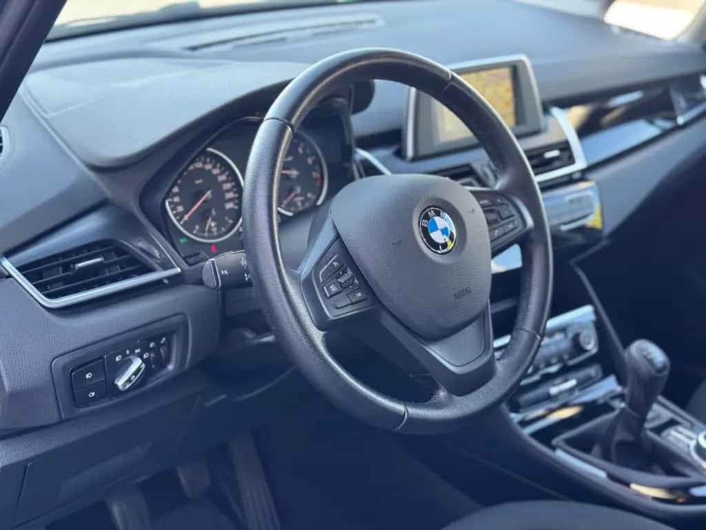BMW 218 Baureihe 2 Active Tourer 218 i Advantage 06/2017-photo-9