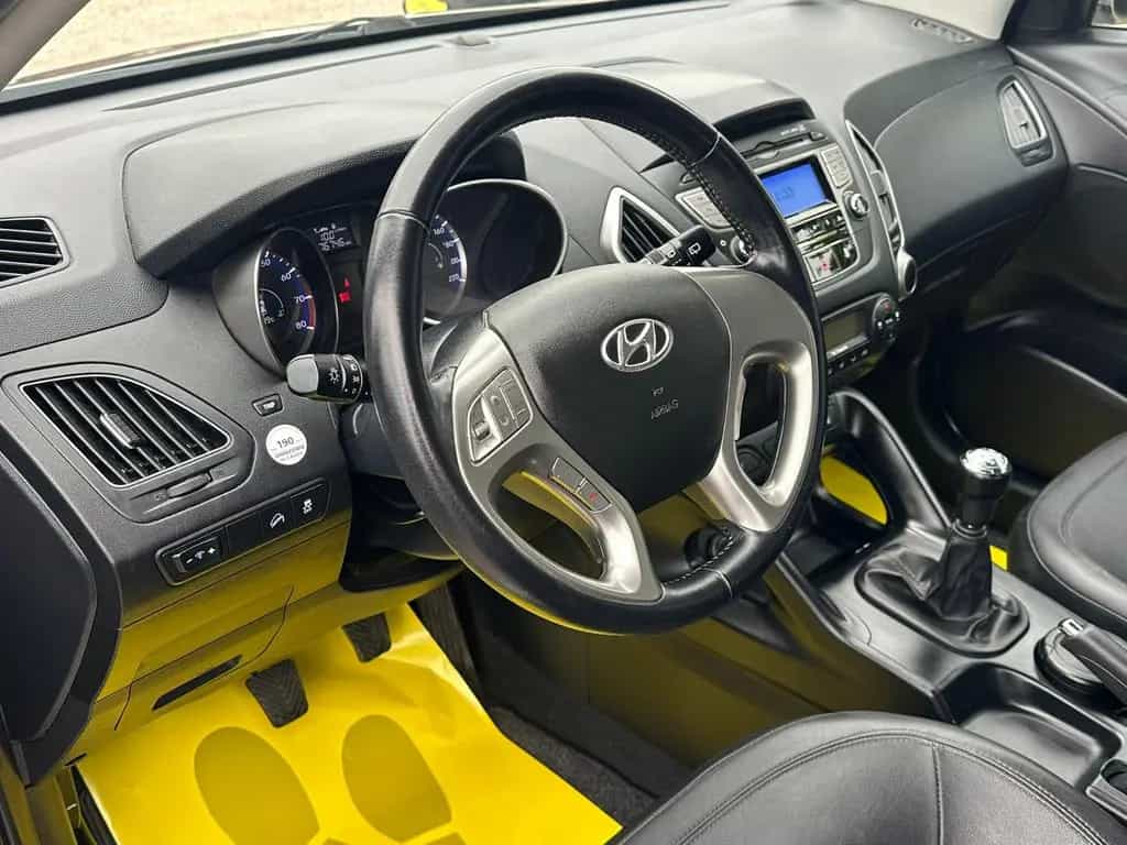 Hyundai ix35 *Klimaaut.*MFL*SitzH* TÜV Neu 11/2010-photo-10
