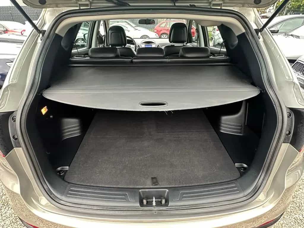 Hyundai ix35 *Klimaaut.*MFL*SitzH* TÜV Neu 11/2010-photo-7