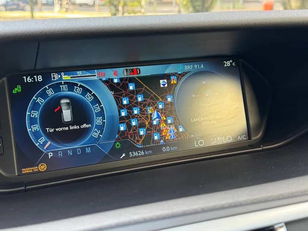 Citroën C4 Picasso BlueHDi Aut./NAVI/SPURH/TOTW/MASSAGE 03/2015-photo-23