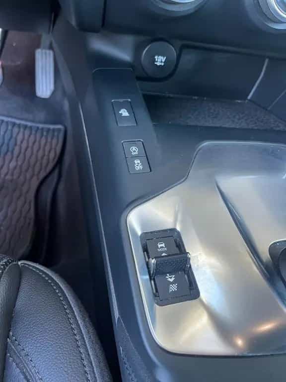 Jaguar E-Pace 2.0D 150 CV AWD S 06/2019-photo-14