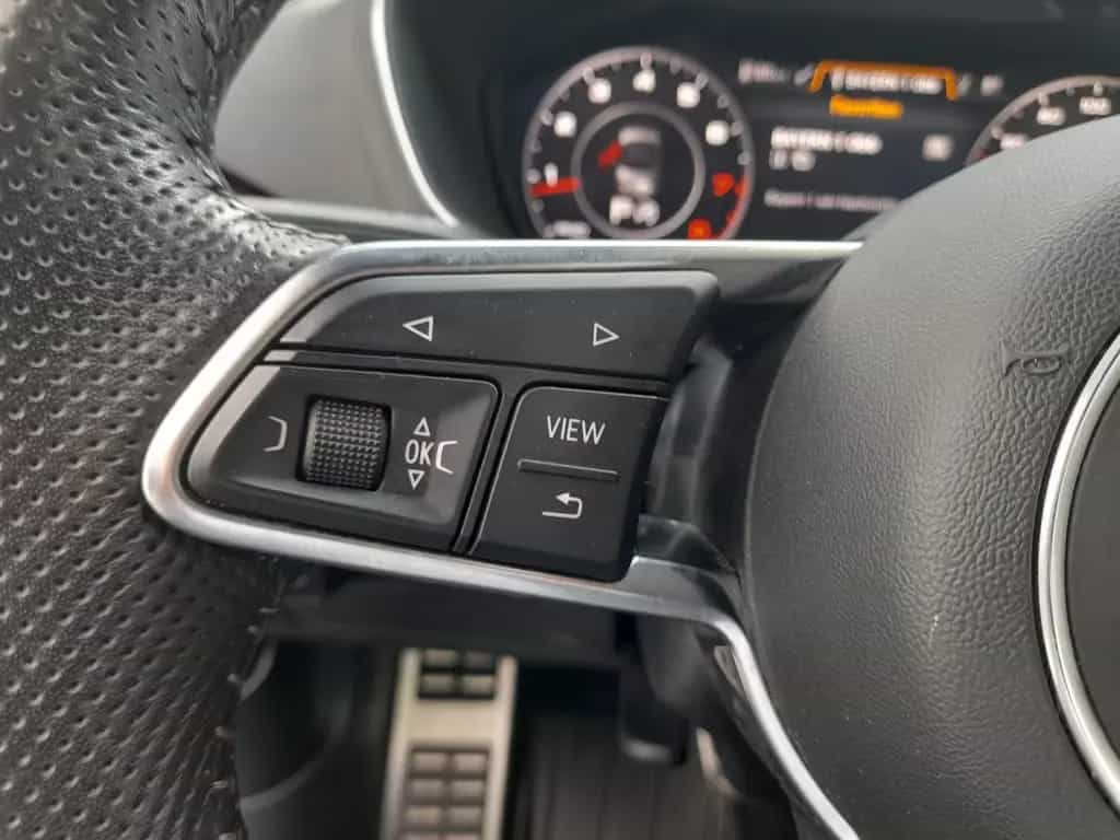 Audi TT 1.8 16V TFSI NAVI~SHZ~PDC~ALU18"~LED~MFL~BT 04/2018-photo-19