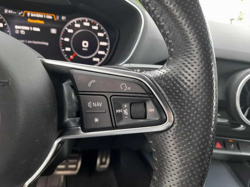 Audi TT 1.8 16V TFSI NAVI~SHZ~PDC~ALU18"~LED~MFL~BT 04/2018-photo-20