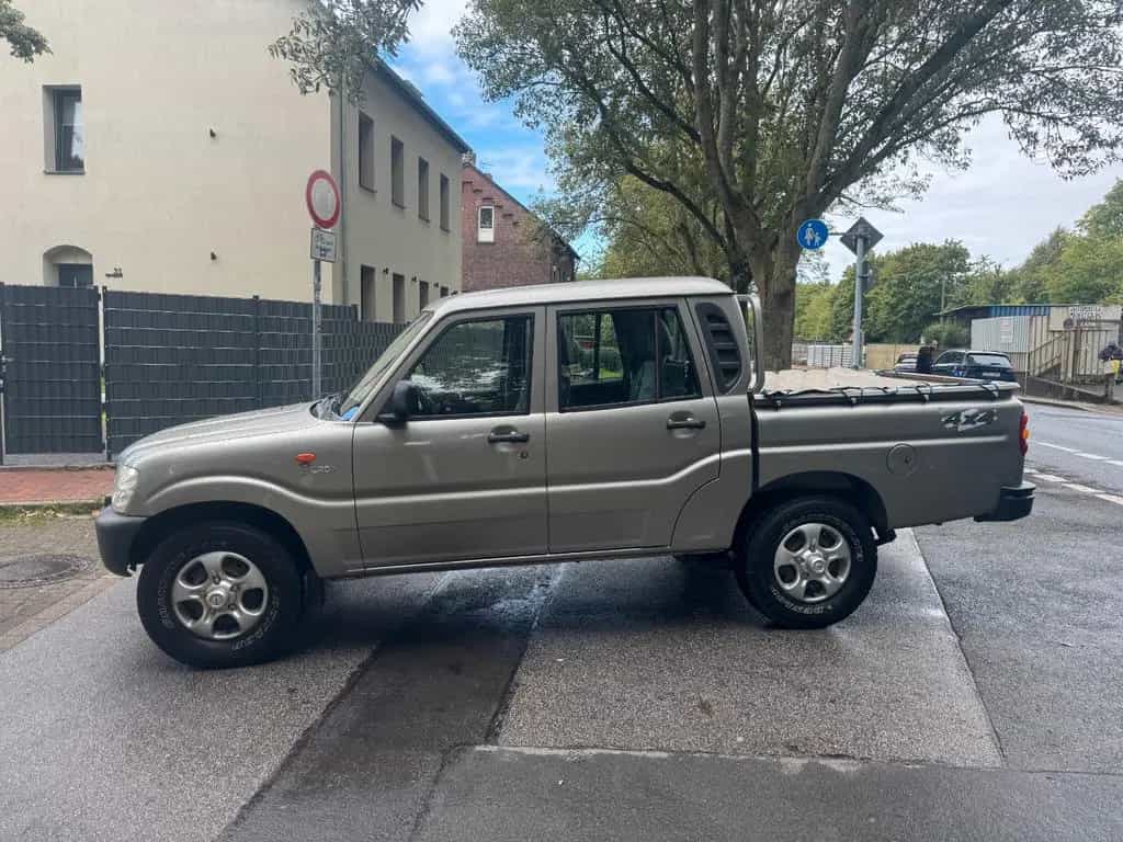 Mahindra Other Andere PICK UP*ALLRAD* 09/2008-photo-1