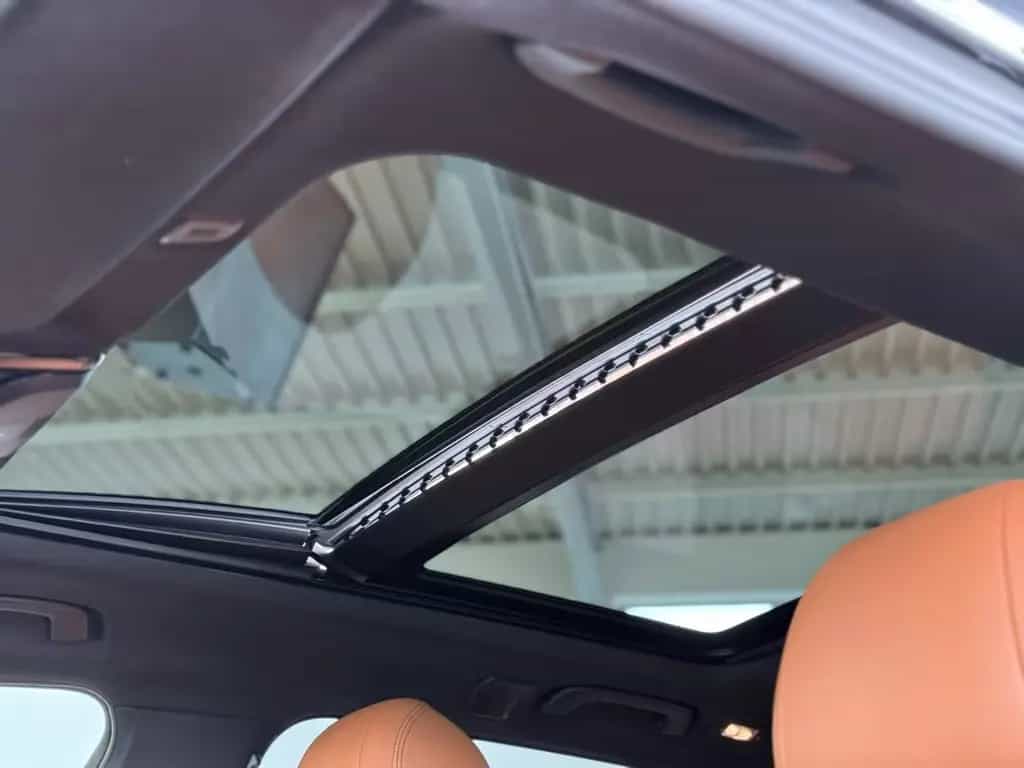 BMW 530 d xDrive Sport Line*Pano*Luft*HuD*DisplayKey* 09/2017-photo-14