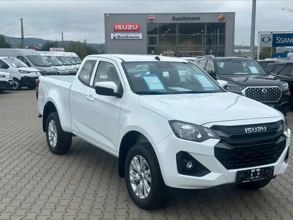 Isuzu D-Max 4x4 LS A/T SpaceCab null-photo-0