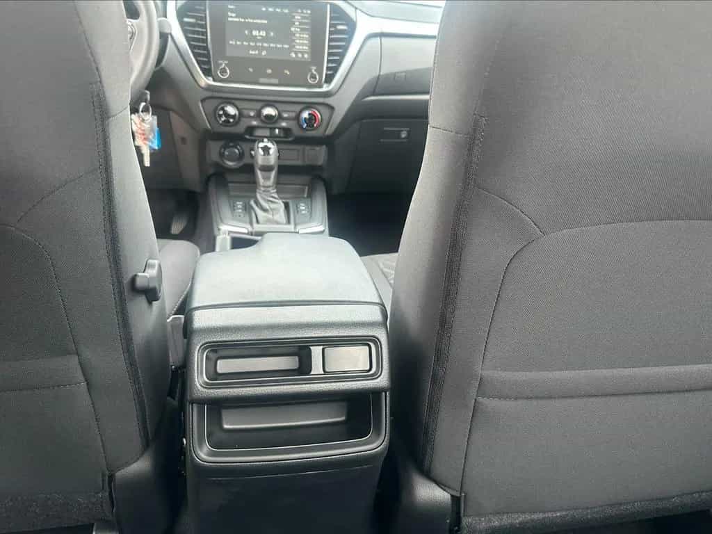 Isuzu D-Max 4x4 LS A/T SpaceCab null-photo-16