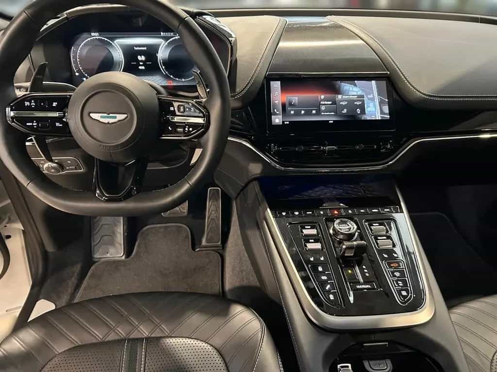 Aston Martin DBX 707 07/2025-photo-9