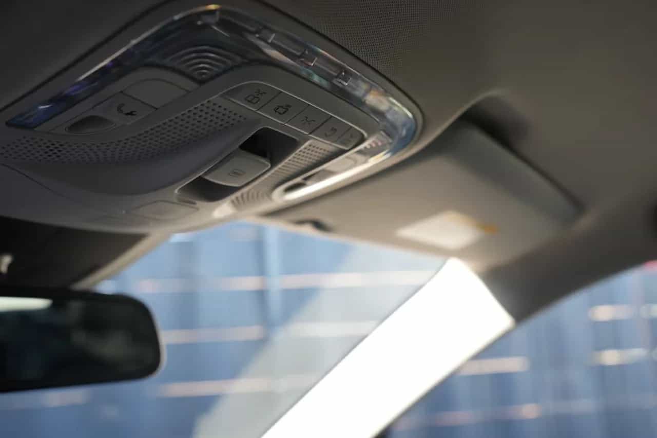 Mercedes-Benz V-Class 300 06/2019-photo-22