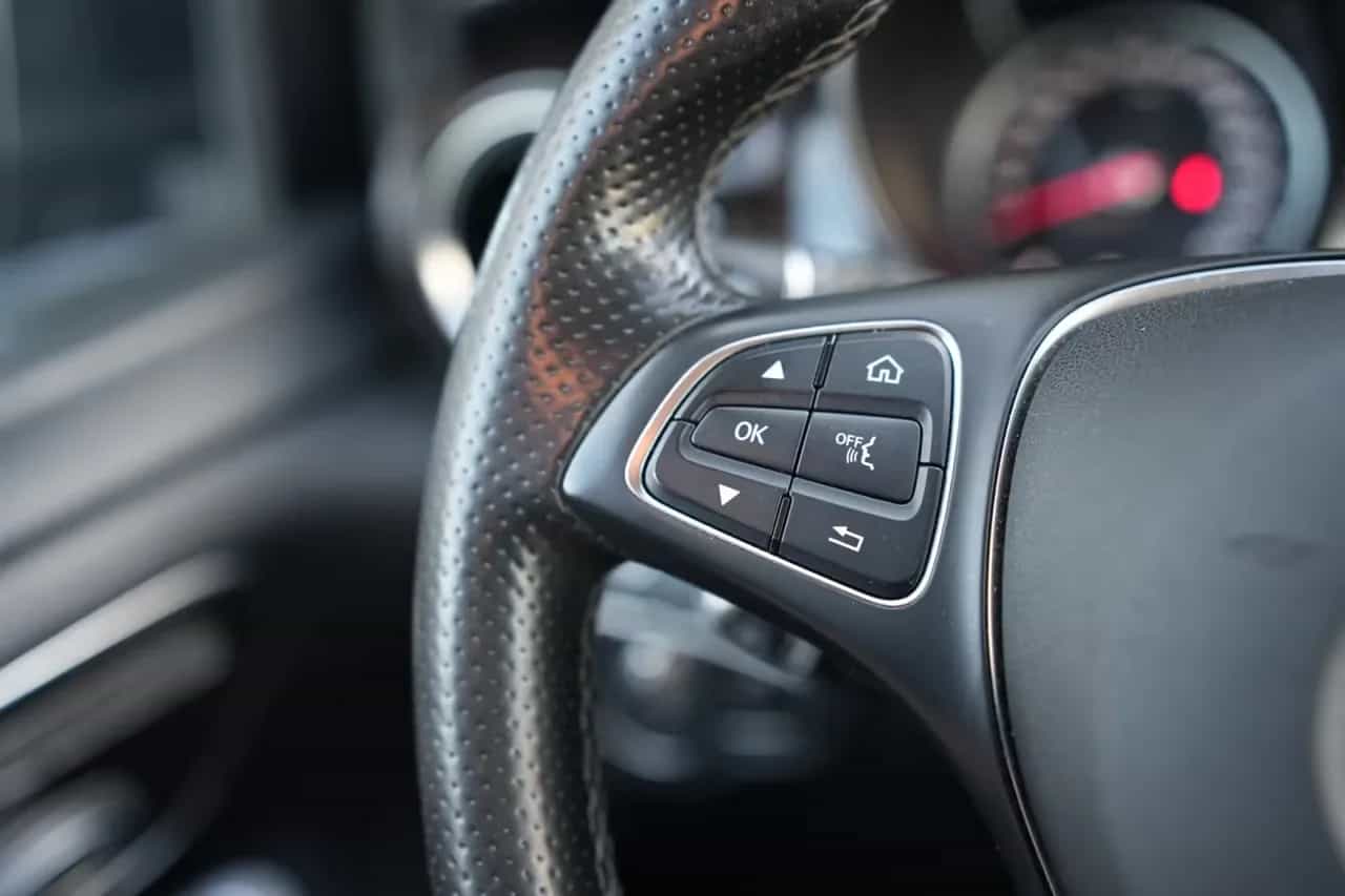 Mercedes-Benz V-Class 300 06/2019-photo-29