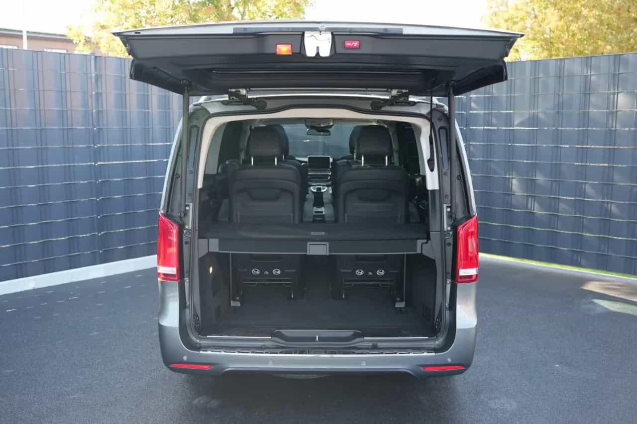 Mercedes-Benz V-Class 300 06/2019-photo-48