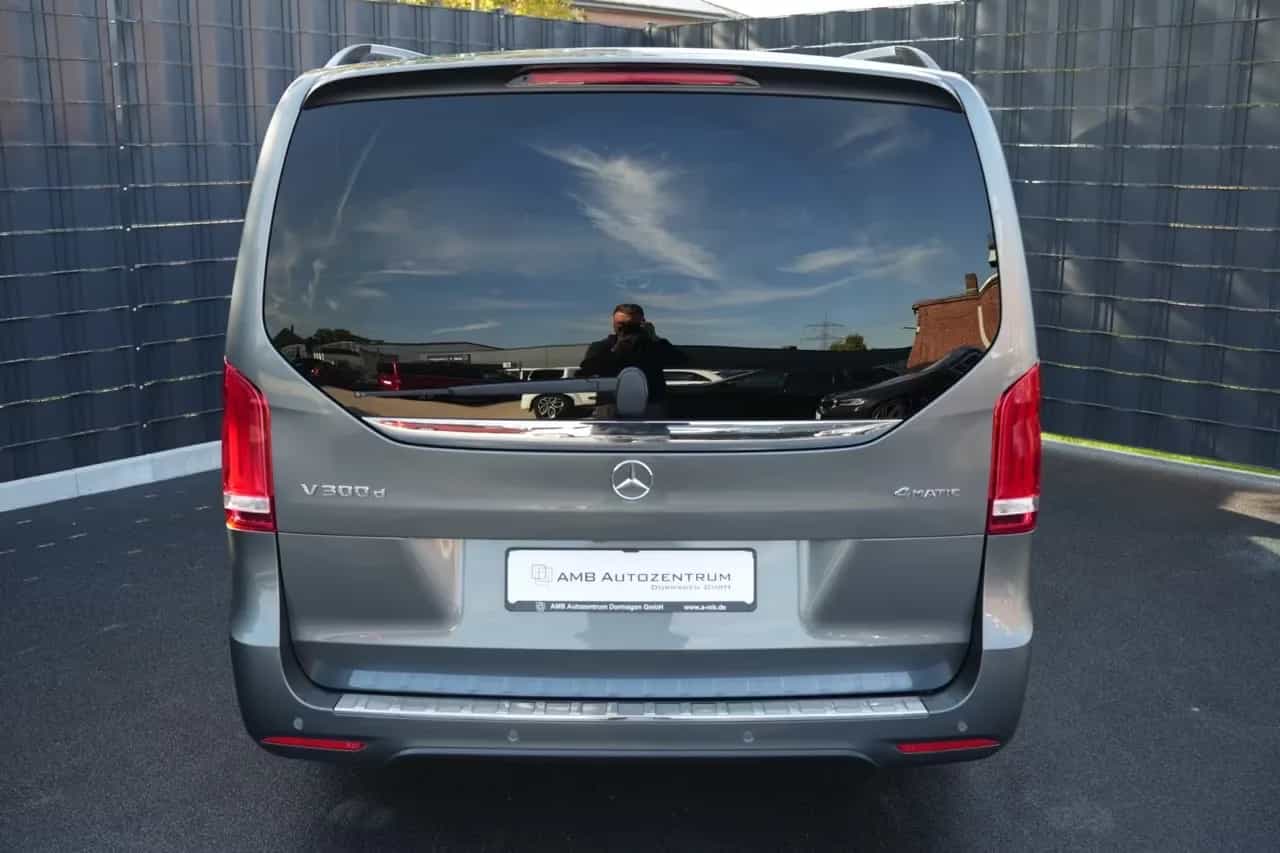 Mercedes-Benz V-Class 300 06/2019-photo-5