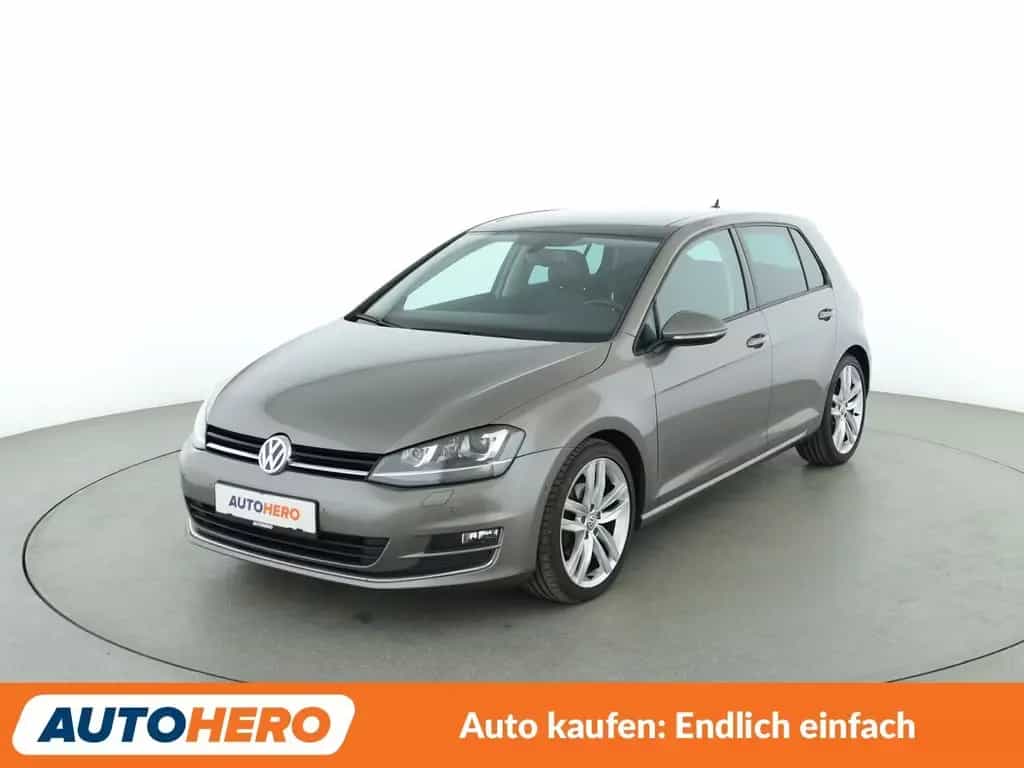 Volkswagen Golf VII 1.4 TSI Highline BMT Aut.*NAVI*SHZ* 01/2016-photo-0