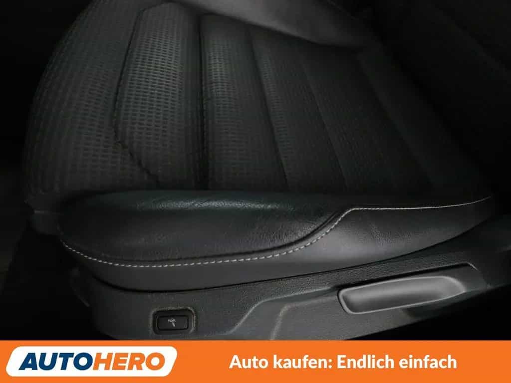 Volkswagen Golf VII 1.4 TSI Highline BMT Aut.*NAVI*SHZ* 01/2016-photo-23