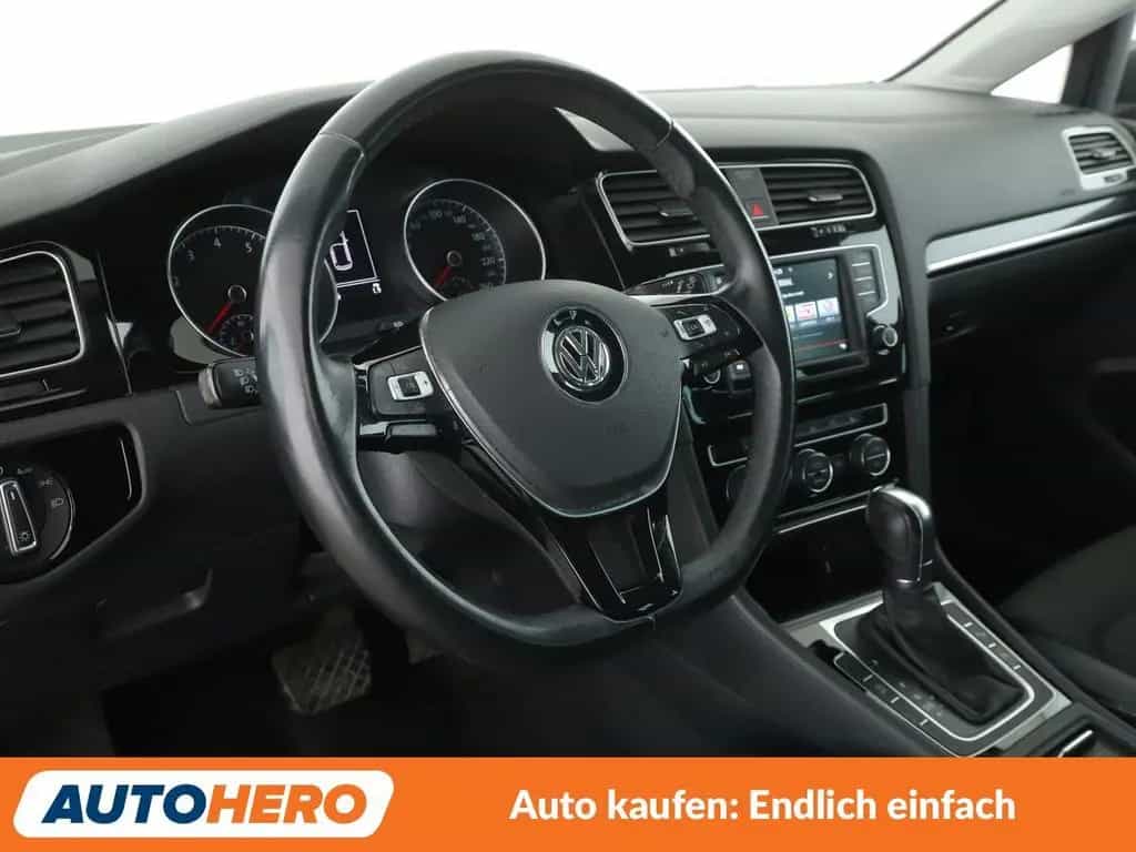 Volkswagen Golf VII 1.4 TSI Highline BMT Aut.*NAVI*SHZ* 01/2016-photo-24