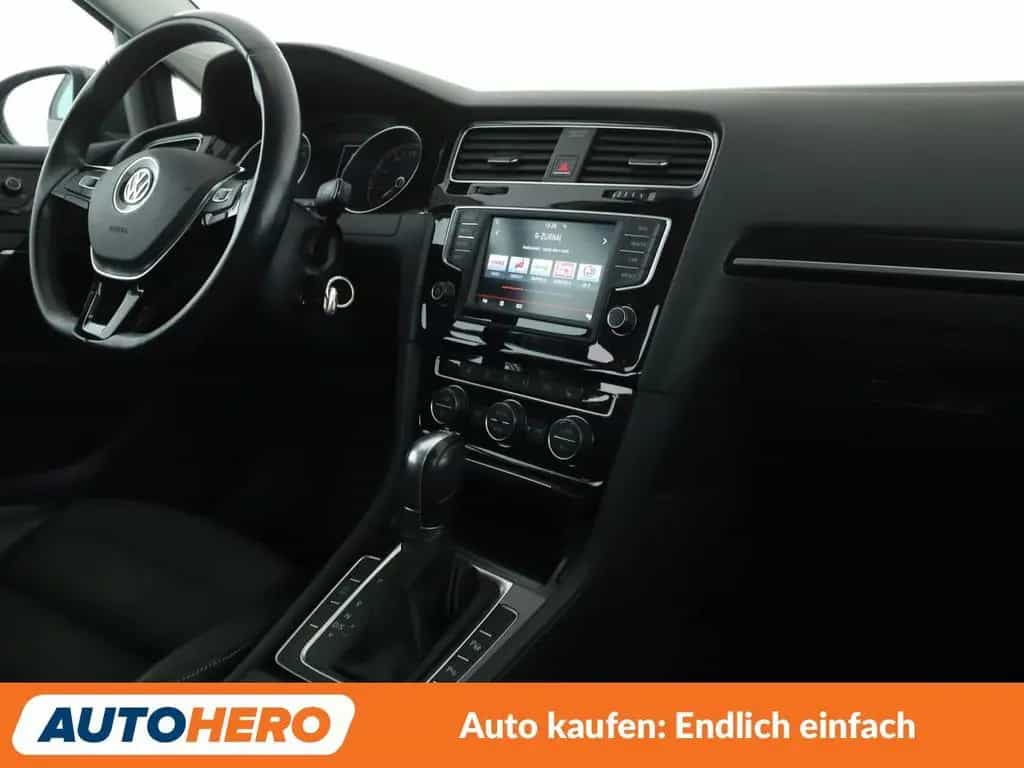 Volkswagen Golf VII 1.4 TSI Highline BMT Aut.*NAVI*SHZ* 01/2016-photo-25