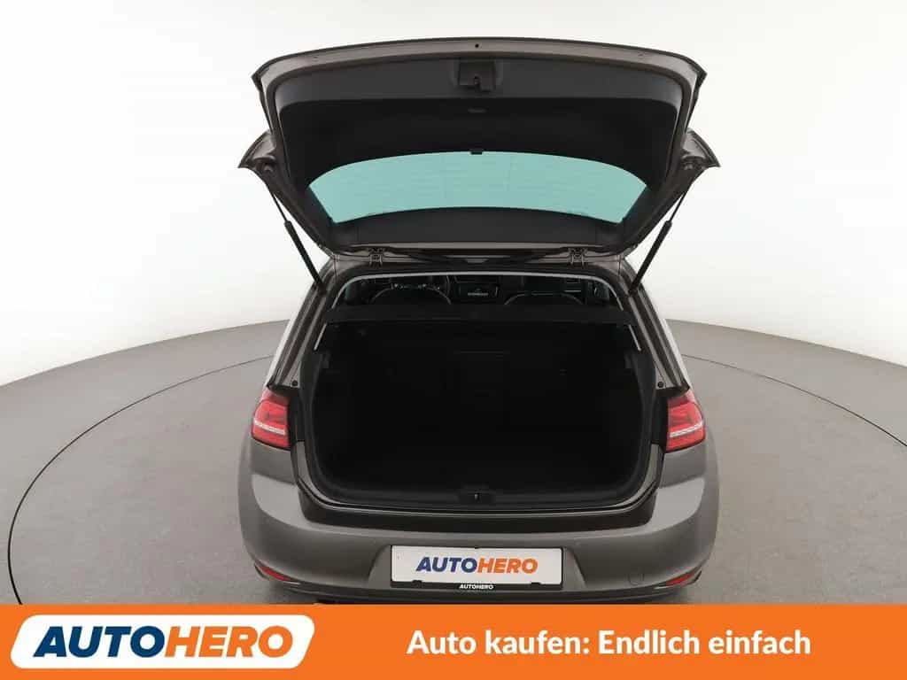Volkswagen Golf VII 1.4 TSI Highline BMT Aut.*NAVI*SHZ* 01/2016-photo-27