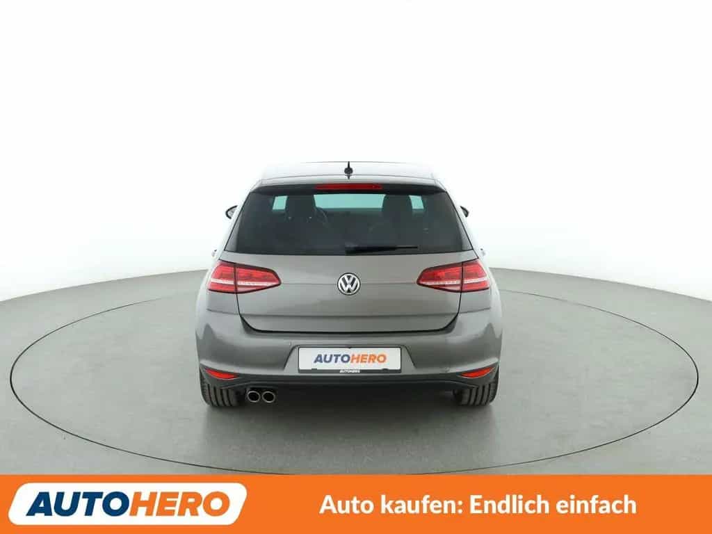 Volkswagen Golf VII 1.4 TSI Highline BMT Aut.*NAVI*SHZ* 01/2016-photo-29