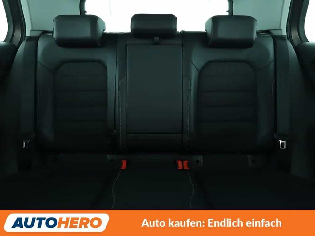 Volkswagen Golf VII 1.4 TSI Highline BMT Aut.*NAVI*SHZ* 01/2016-photo-8