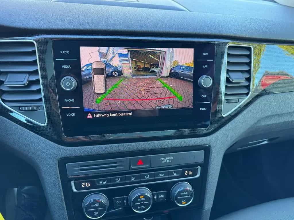 Volkswagen Golf Sportsvan VII Highline 03/2019-photo-12