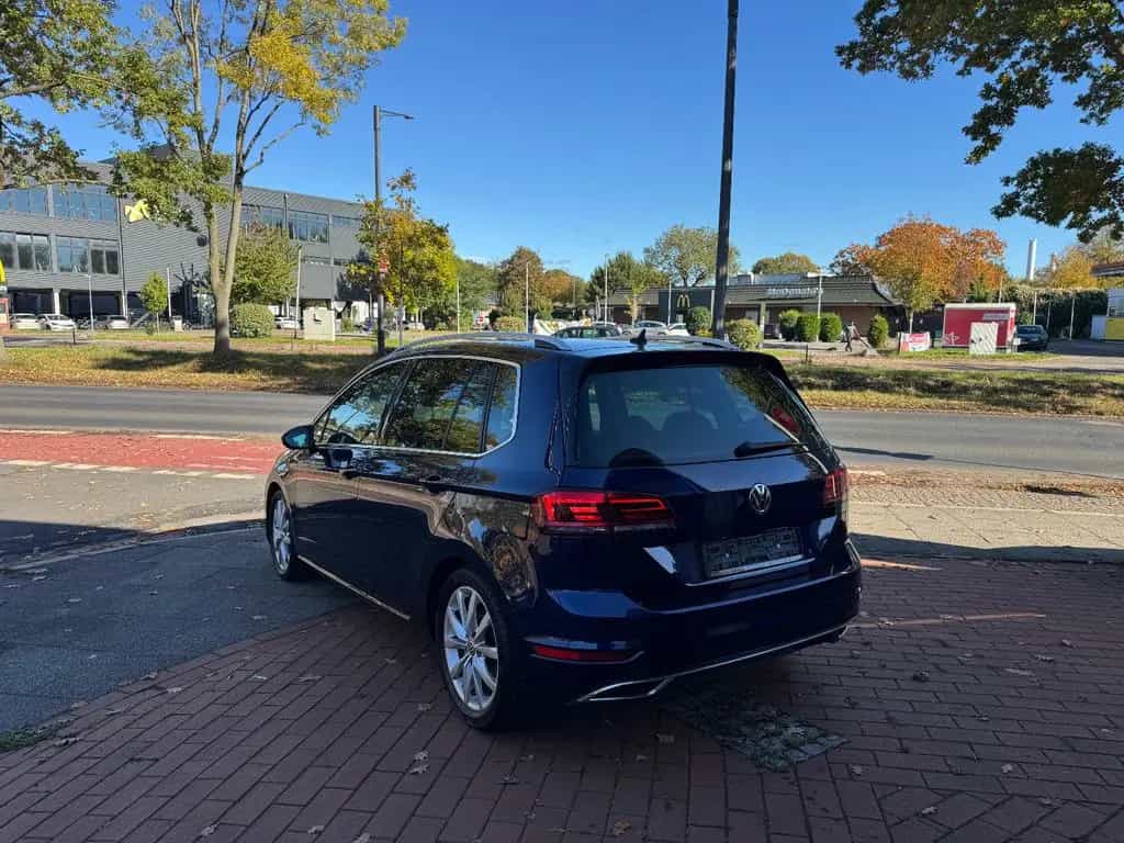 Volkswagen Golf Sportsvan VII Highline 03/2019-photo-18