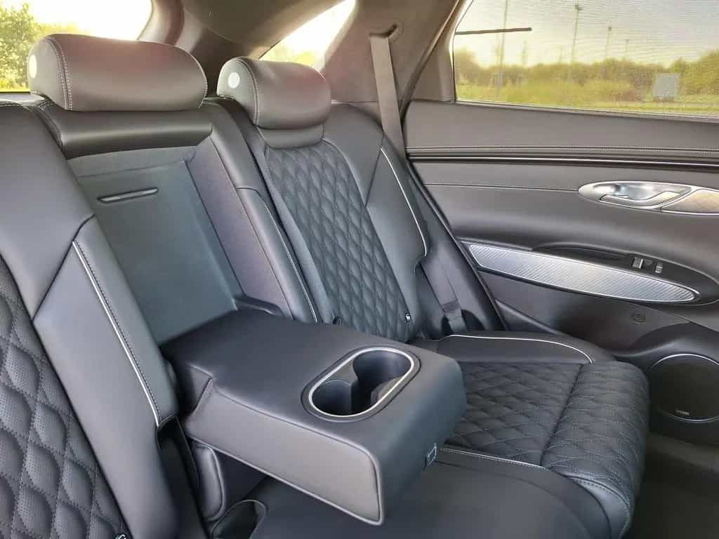 Genesis GV70 2.2D AWD Sport Line 11/2024-photo-17