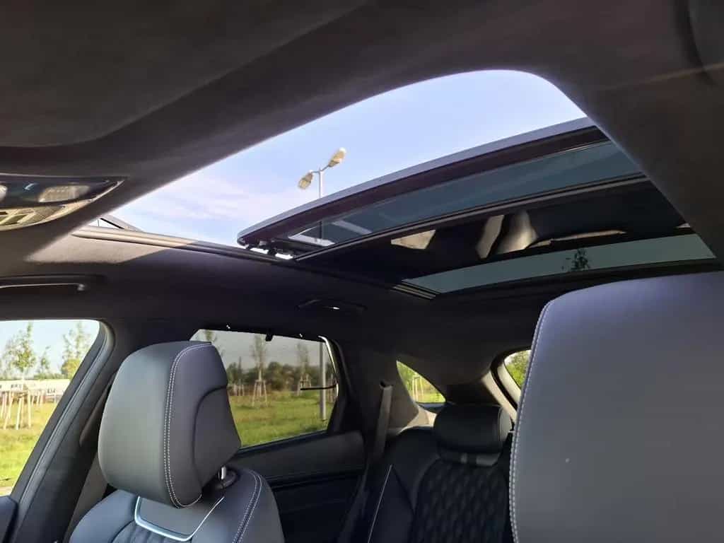 Genesis GV70 2.2D AWD Sport Line 11/2024-photo-31