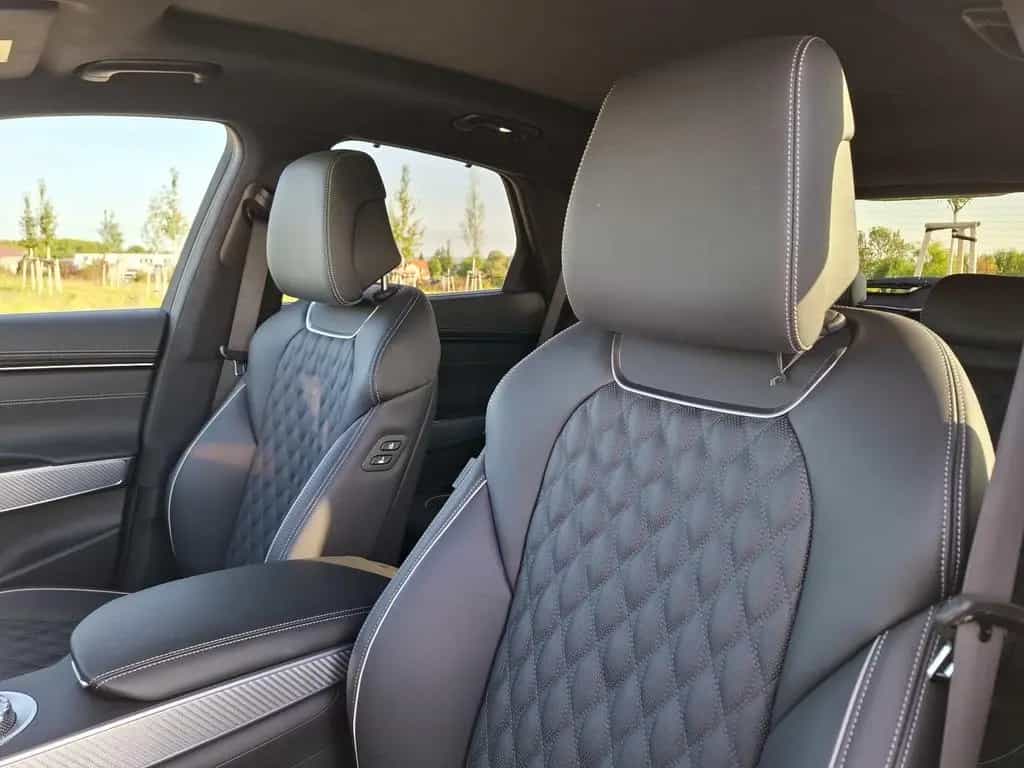 Genesis GV70 2.2D AWD Sport Line 11/2024-photo-32