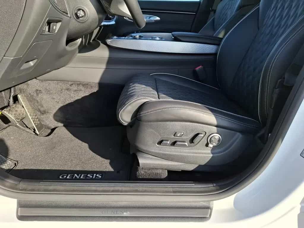 Genesis GV70 2.2D AWD Sport Line 11/2024-photo-33