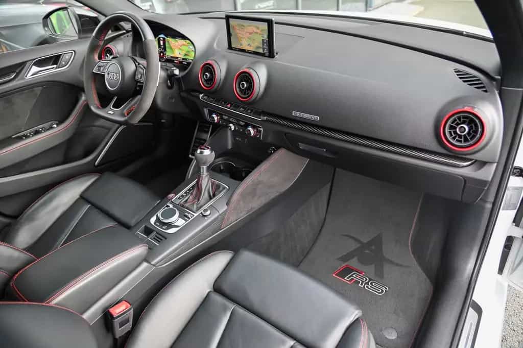 Audi RS3 Sportback 2.5 TFSI RS-Sitze* Virtual* 280kmh 06/2019-photo-11