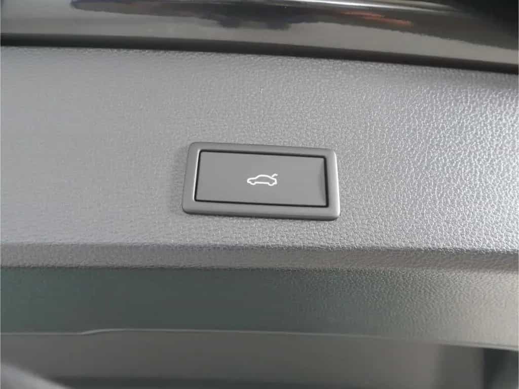 Seat Ateca 1.5 TSI DSG Xperience AHK/NAV/VIRTUAL/ACC 01/2025-photo-26