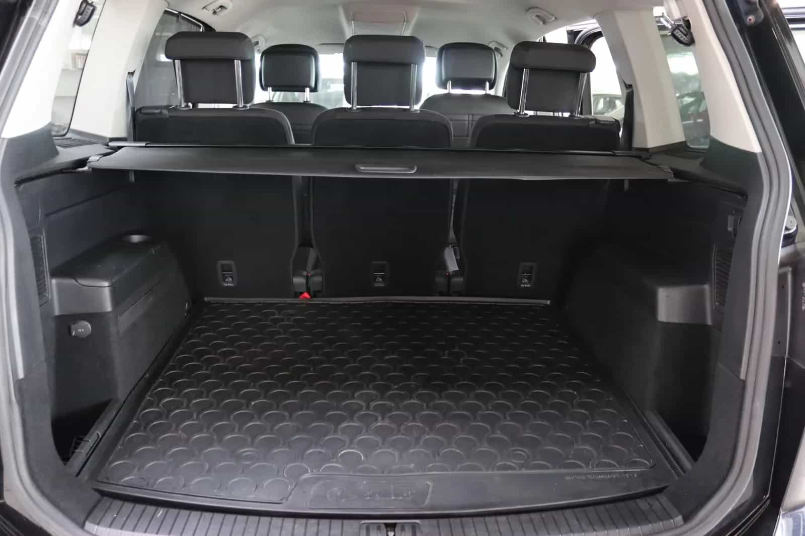Volkswagen Touran 08/2018-photo-16