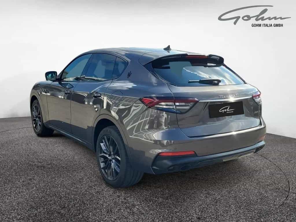 Maserati Levante Modena S 06/2022-photo-10