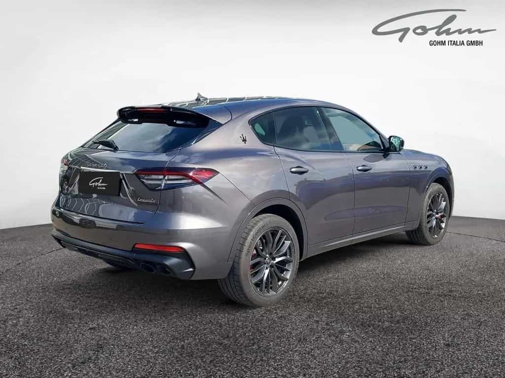 Maserati Levante Modena S 06/2022-photo-11