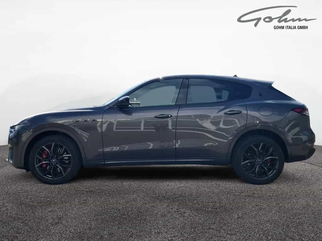 Maserati Levante Modena S 06/2022-photo-12